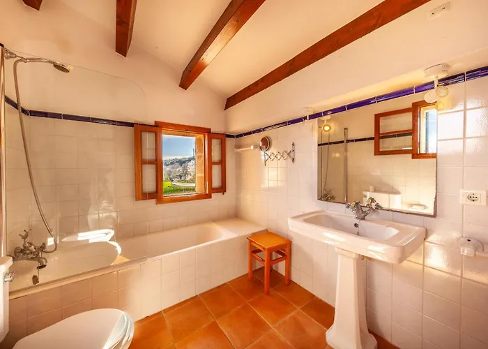 El Figueral By Vintage Travel